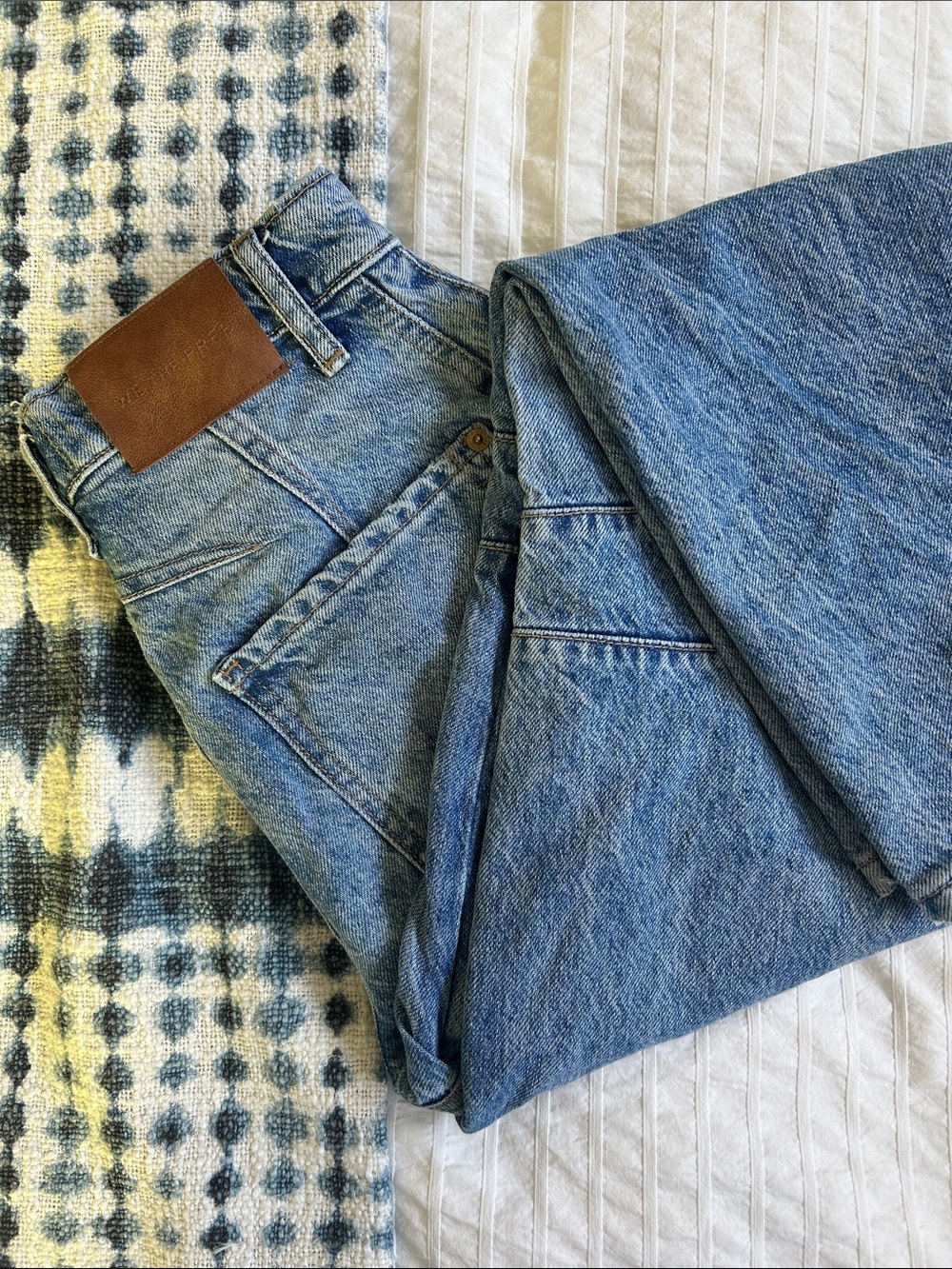 We the Free Good Luck Barrel Jeans - Size 25